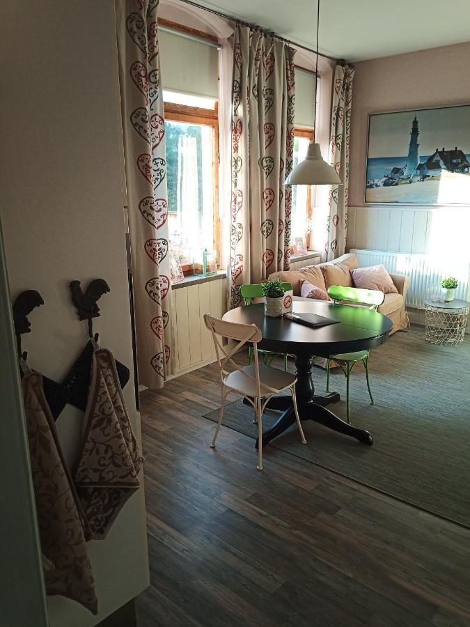 Zur Friedrichsruh Bed and Breakfast Oelsnitz  Exterior foto